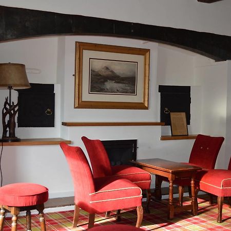 The Buck Hotel Bangor-on-Dee エクステリア 写真
