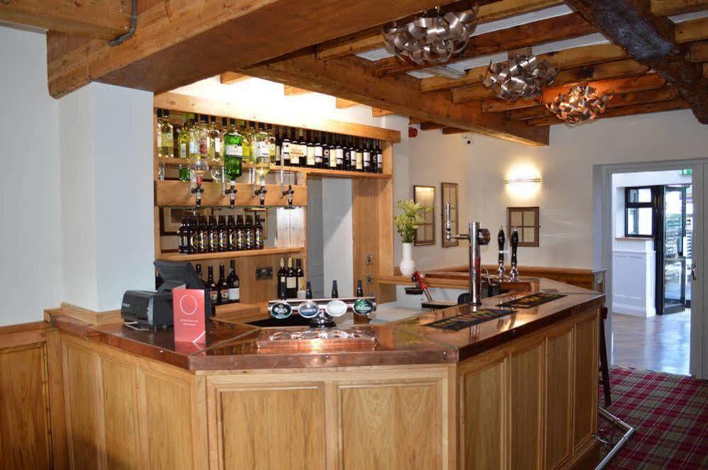The Buck Hotel Bangor-on-Dee エクステリア 写真