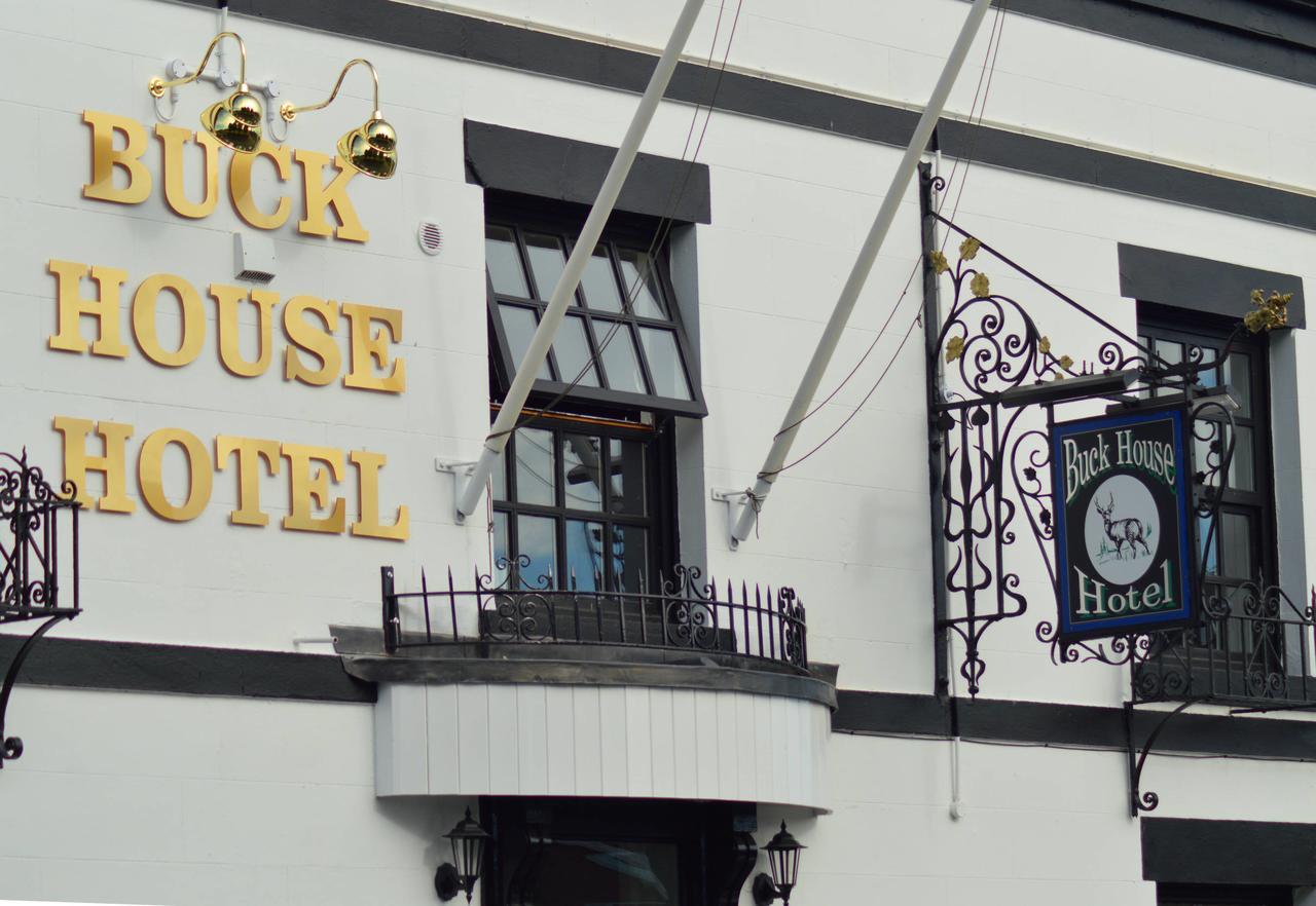 The Buck Hotel Bangor-on-Dee エクステリア 写真