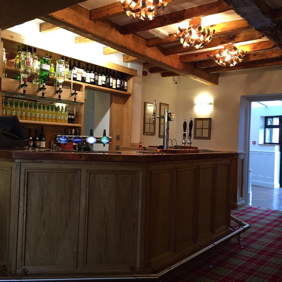 The Buck Hotel Bangor-on-Dee エクステリア 写真